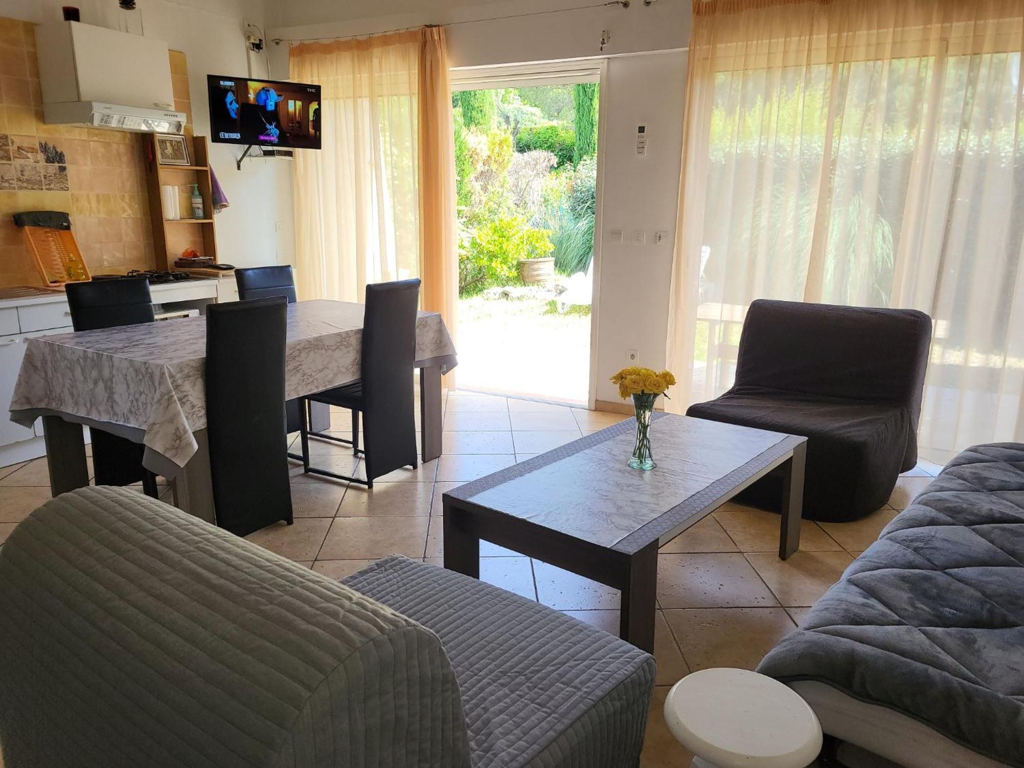 15Mn De Cannes, Villa La Soleiade , 3Gites 2-4 Pers Type T2, Climatises, Piscine, Au Lac De Saint-Cassien Var Монтору Экстерьер фото