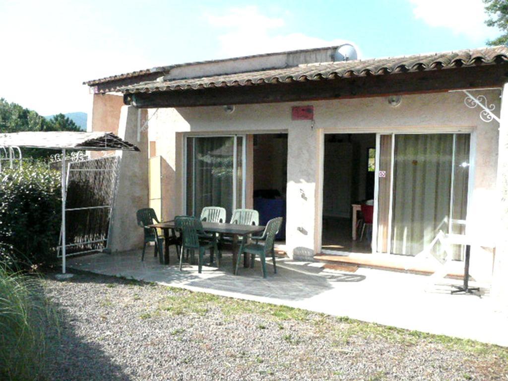 15Mn De Cannes, Villa La Soleiade , 3Gites 2-4 Pers Type T2, Climatises, Piscine, Au Lac De Saint-Cassien Var Монтору Номер фото